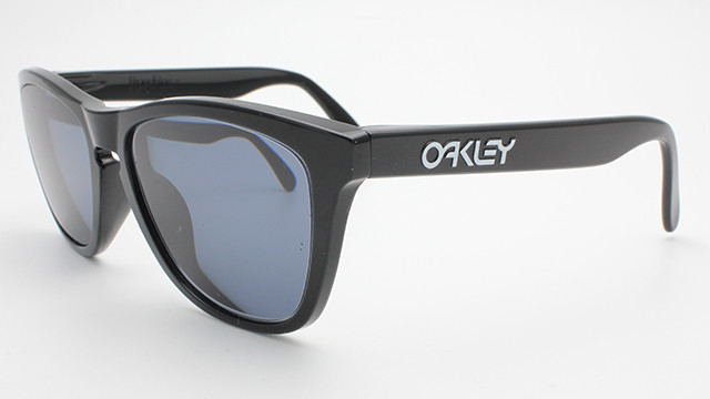 定番のOAKLEY(オークリー) Frogskins(フロッグスキン)度付き